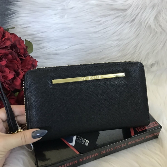 NWT STEVE MADDEN ZIP AROUND WALLET WRISTLET CASE - Picture 2 of 9